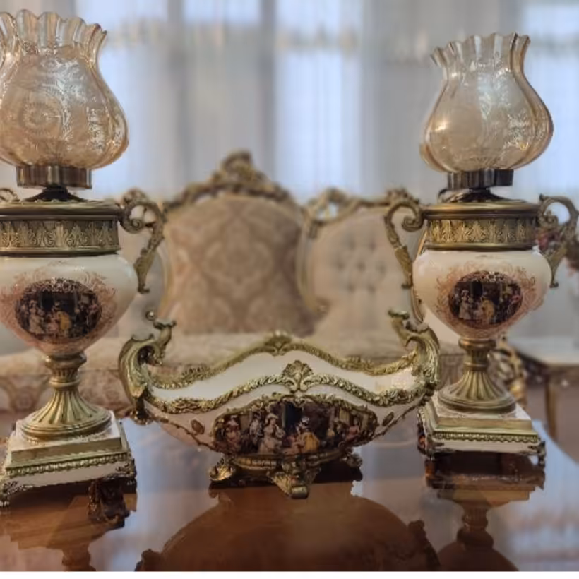 دکوری لاله و شمعدان  ابعاد 65در35 جنس رزین،در انواع رنگها