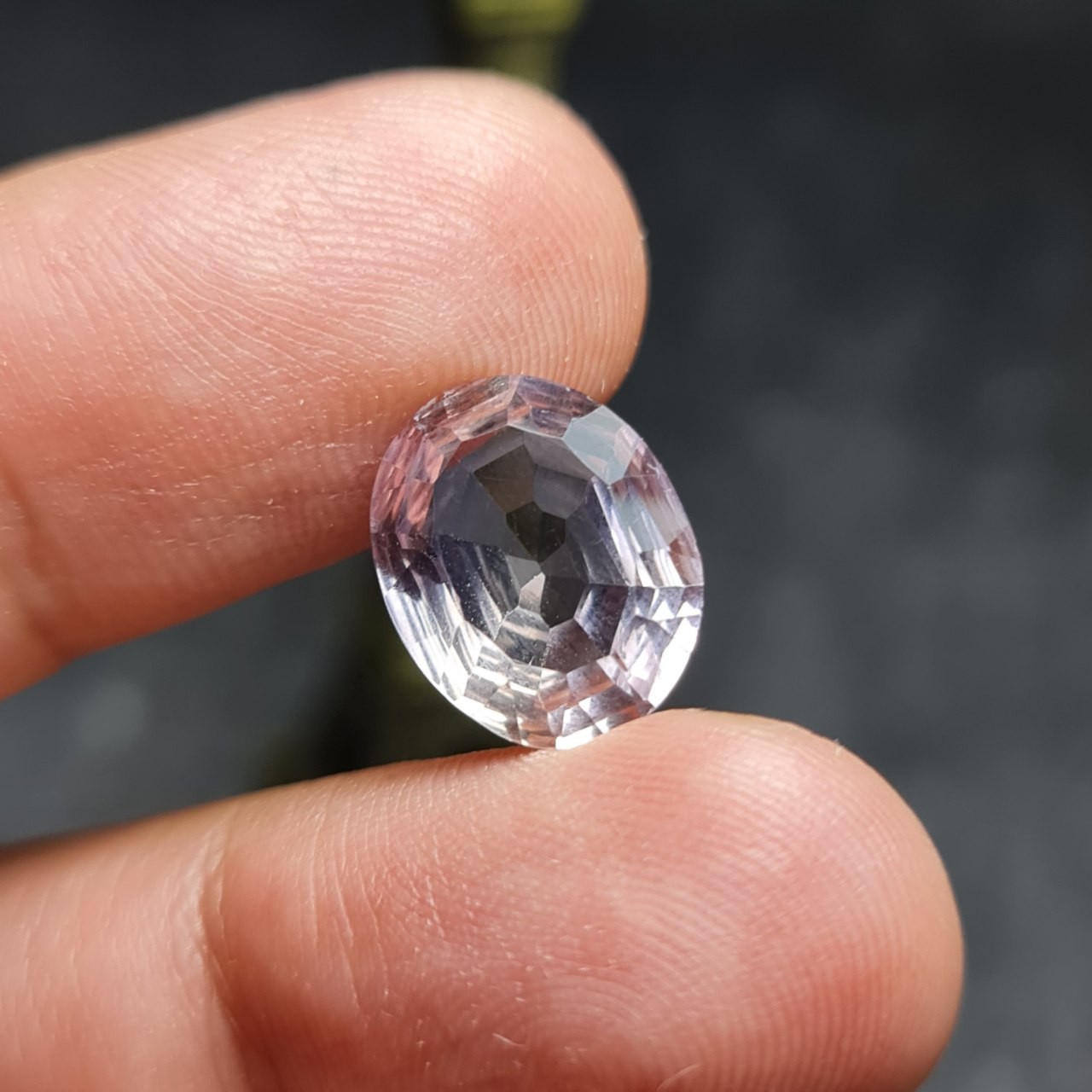  نگین فوق العاده زیبای سنگ آمیترین خوش رنگ معدنی با وزن 5قیراط 
کد 28280