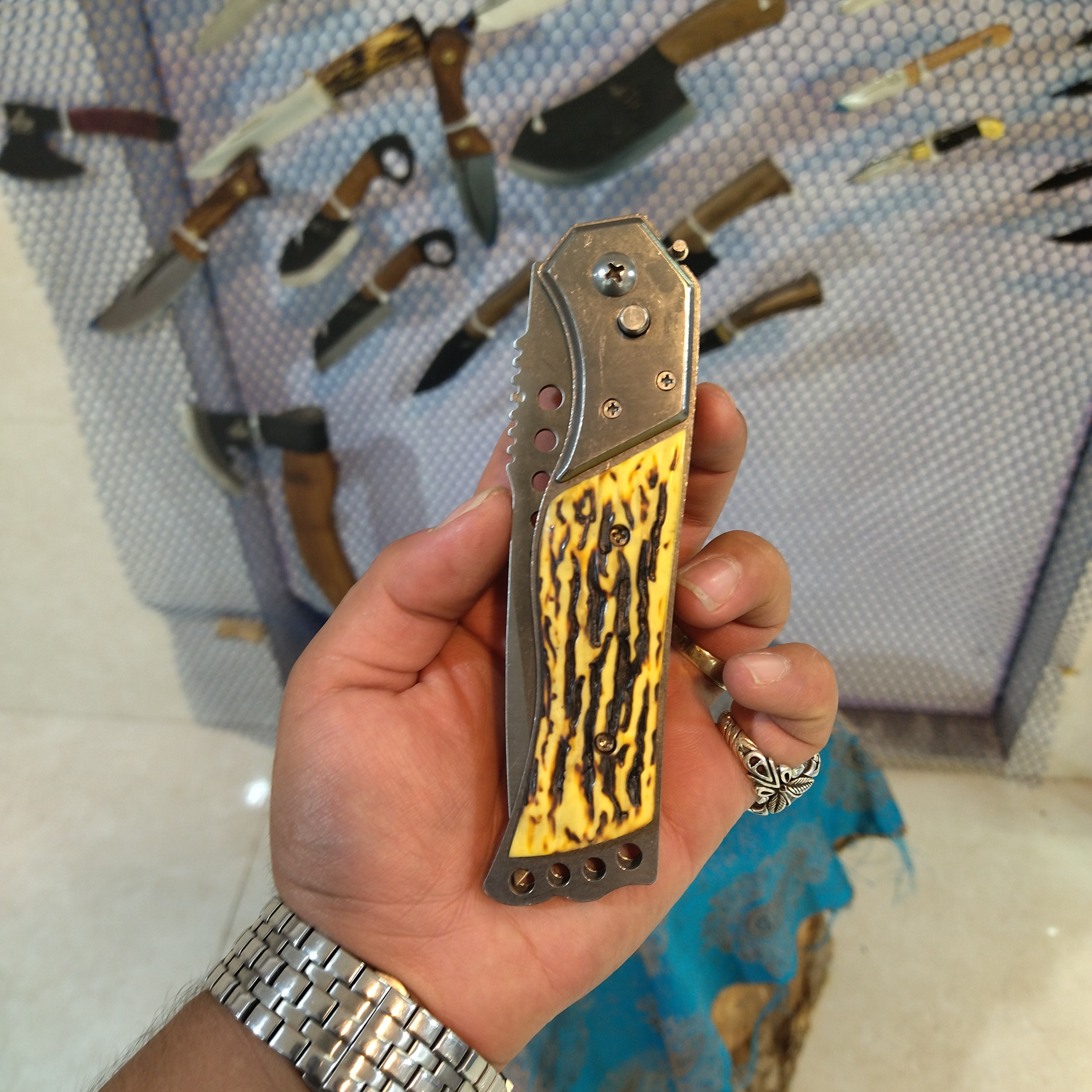 چاقو فشاری ماهی طرح 
