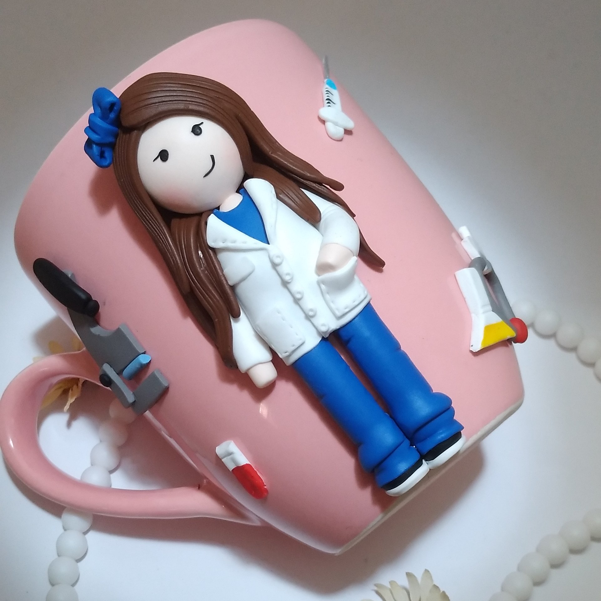 ماگ مشاغل ( آ زمایشگاه) دستساز ساخته شده با خمیر پلیمری ،نسکن و قابل سستشو با آب سرد