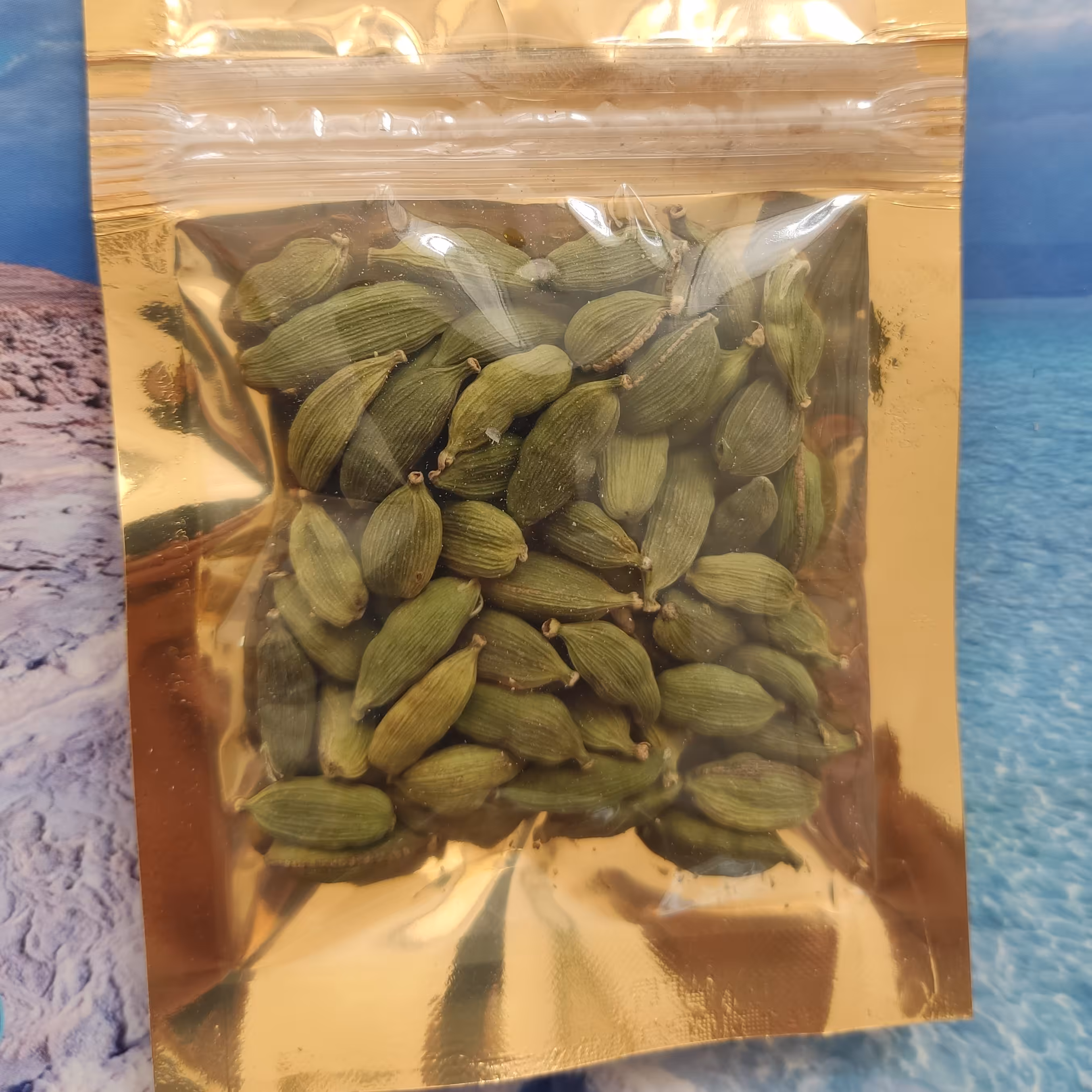 هل درجه 1  اکبر بنفش با بو و طعم خاص