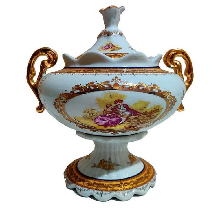 شکلات خوری سلطنتی پایه دار و درب دار چینی لیلی و مجنون طلاکوب بسیار زیبا جهیزیه ارسال پسکرایه