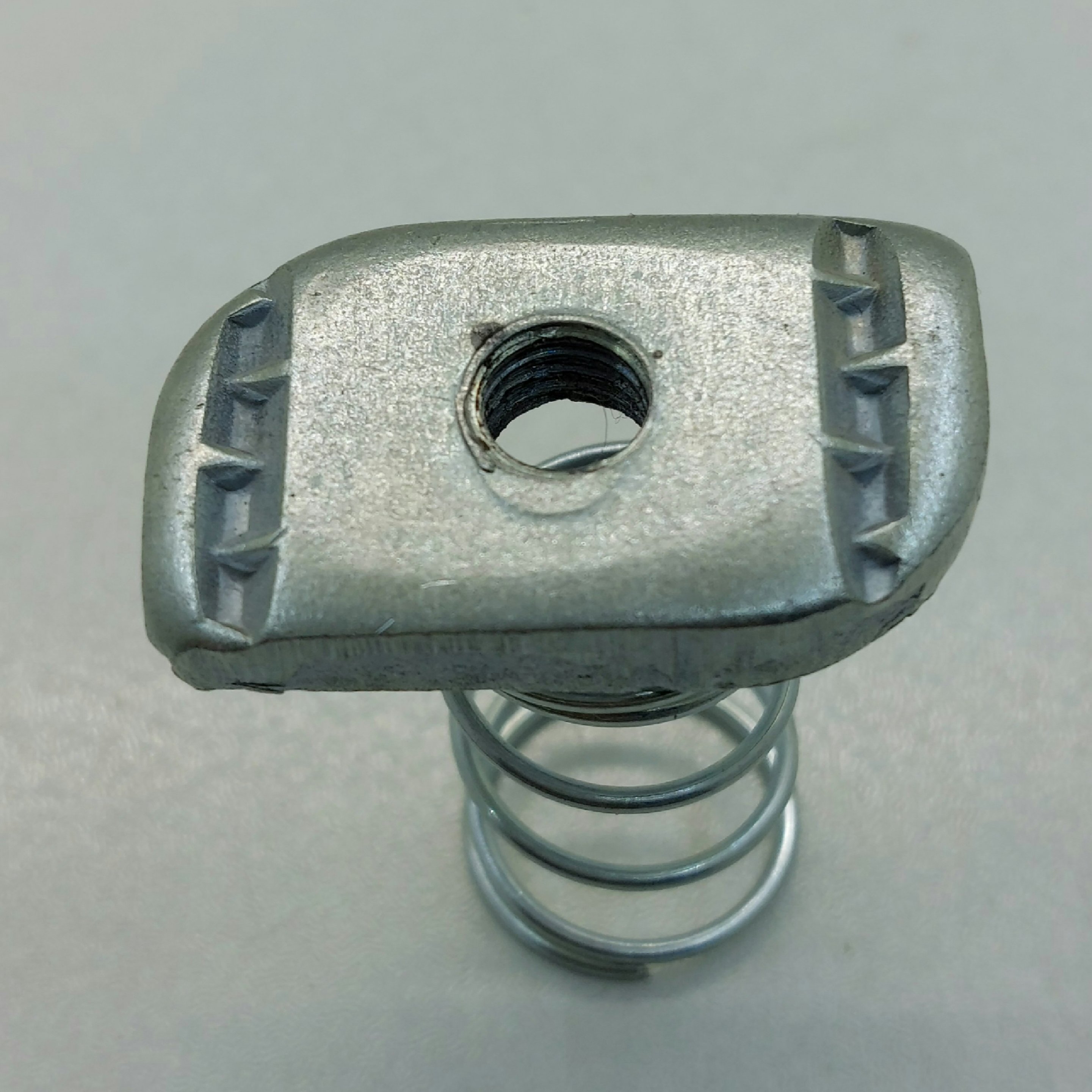 مهره فنردارM8سرد