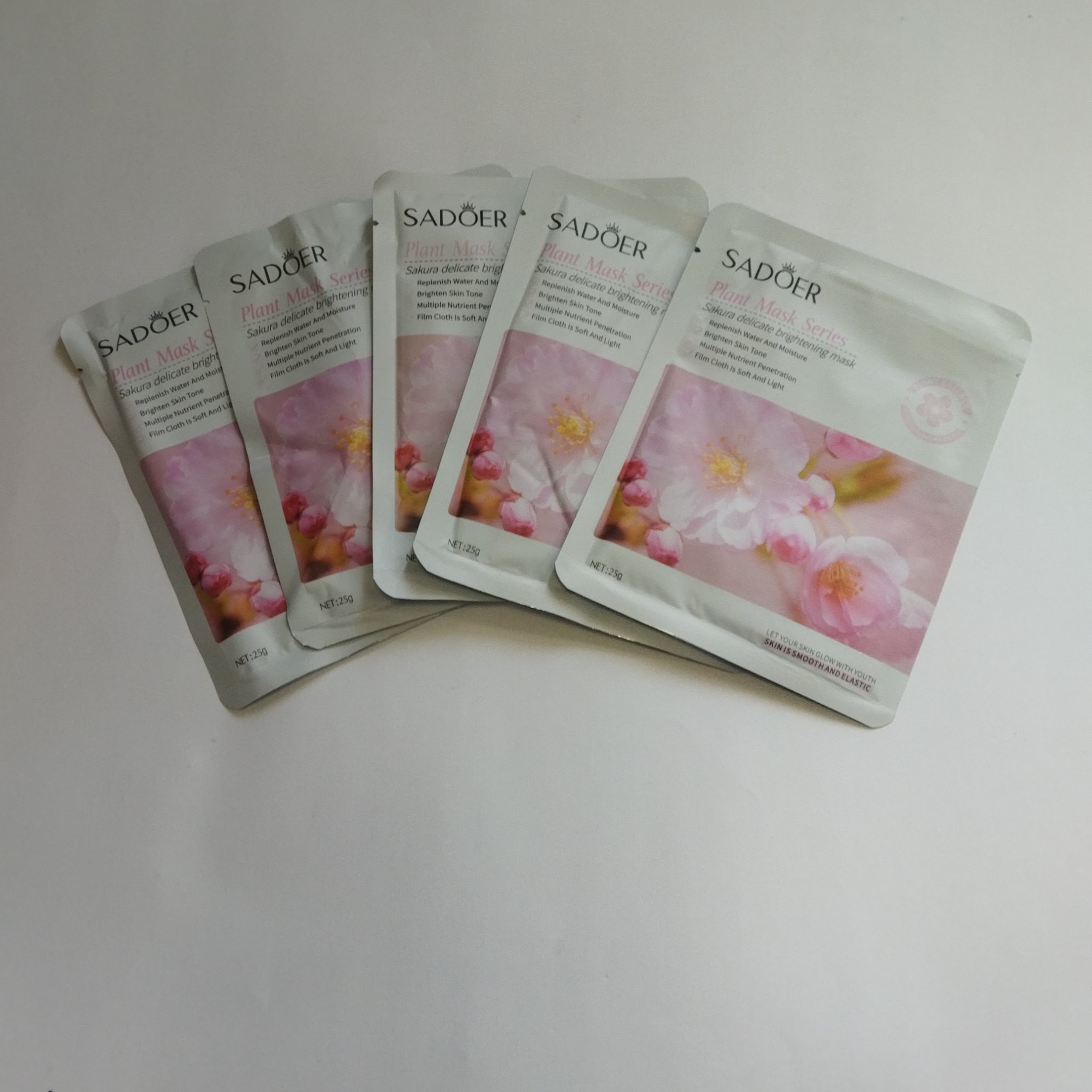 ماسک ورقه ای آبرسان صورت شکوفه گیلاس،از برند سادور (زیر مجموعه بیوآکوآ)