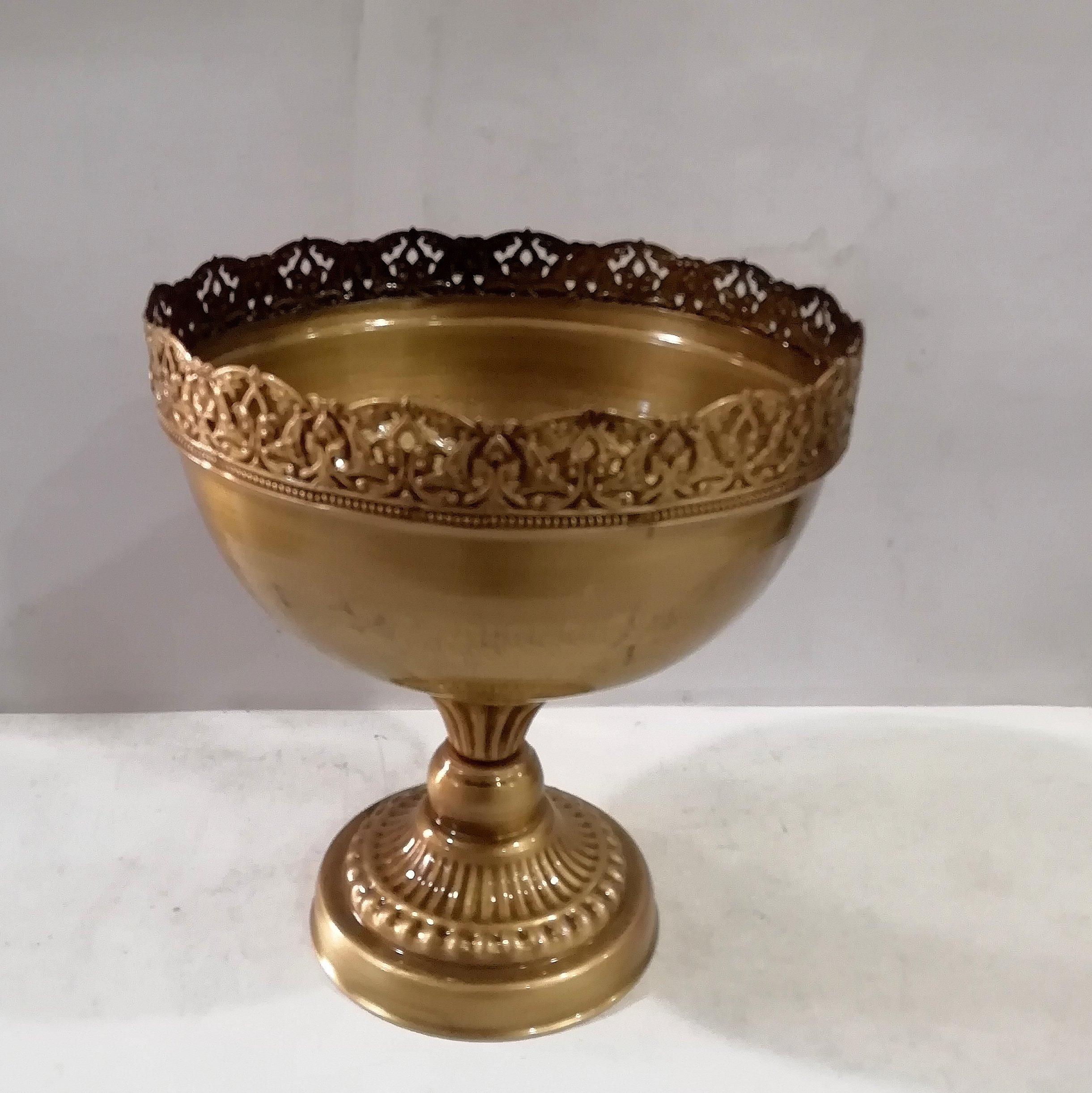 آجیل خوری پایه دار آنتیک 