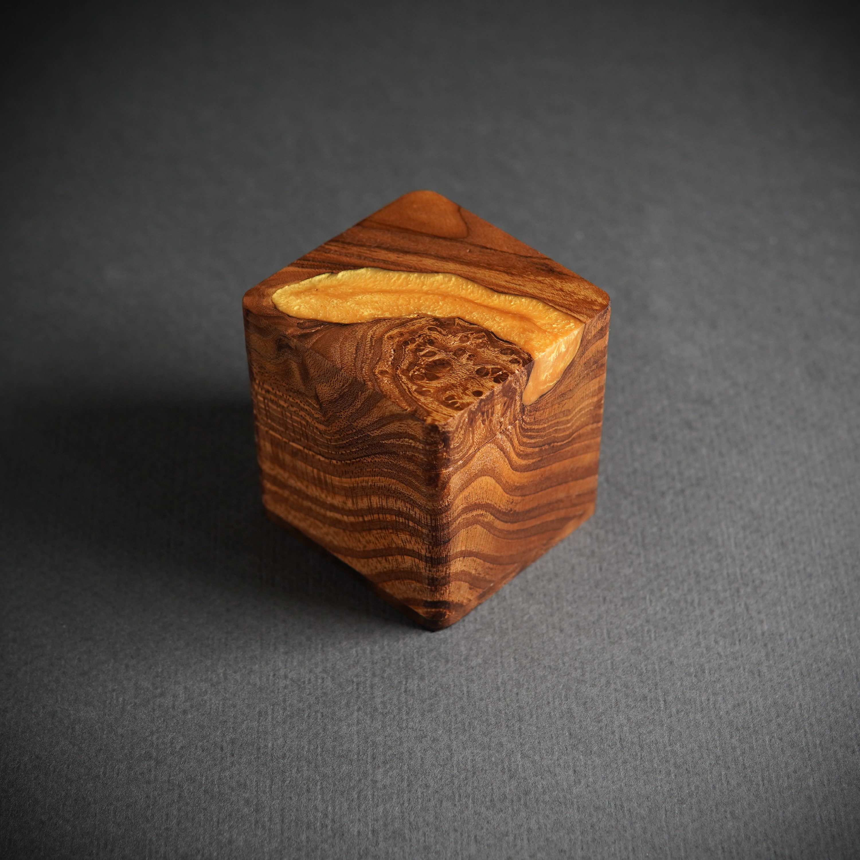 جعبه انگشتر چوب و رزین کد 1026