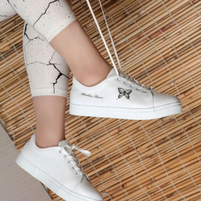 ونس زنانه دانشگاه ونس راحتی مدل پروانه