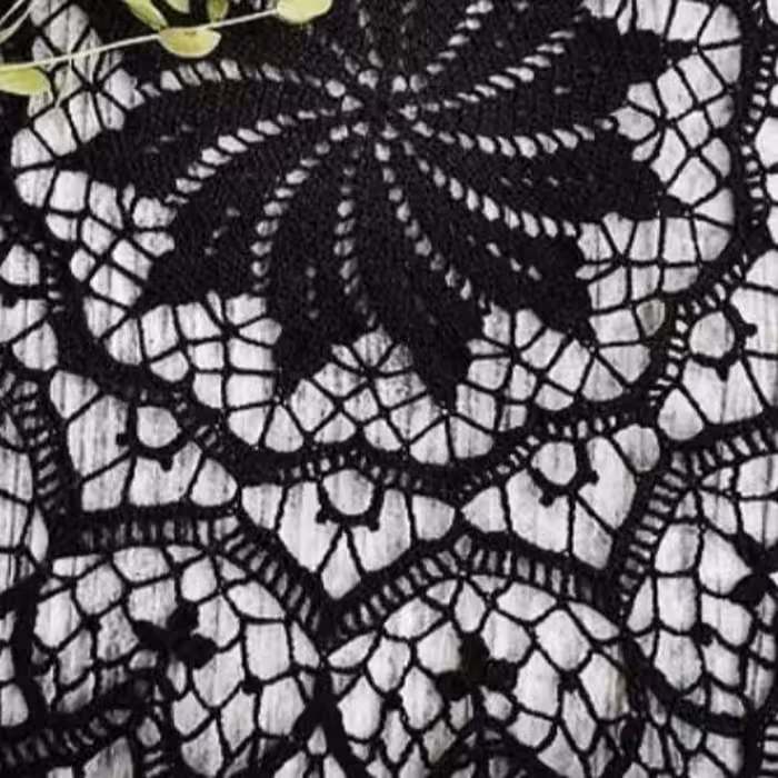 رومیزی مشکی