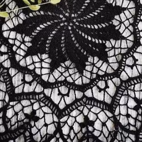 رومیزی مشکی