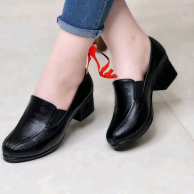 کفش طبی زنانه