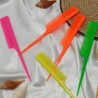 شانه دم باریک پلاستیکی مناسب آرایشگاه و اصلاح