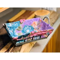 سبد نان و سبزی پلاستیکی با روکش پارچه ای طرح دار