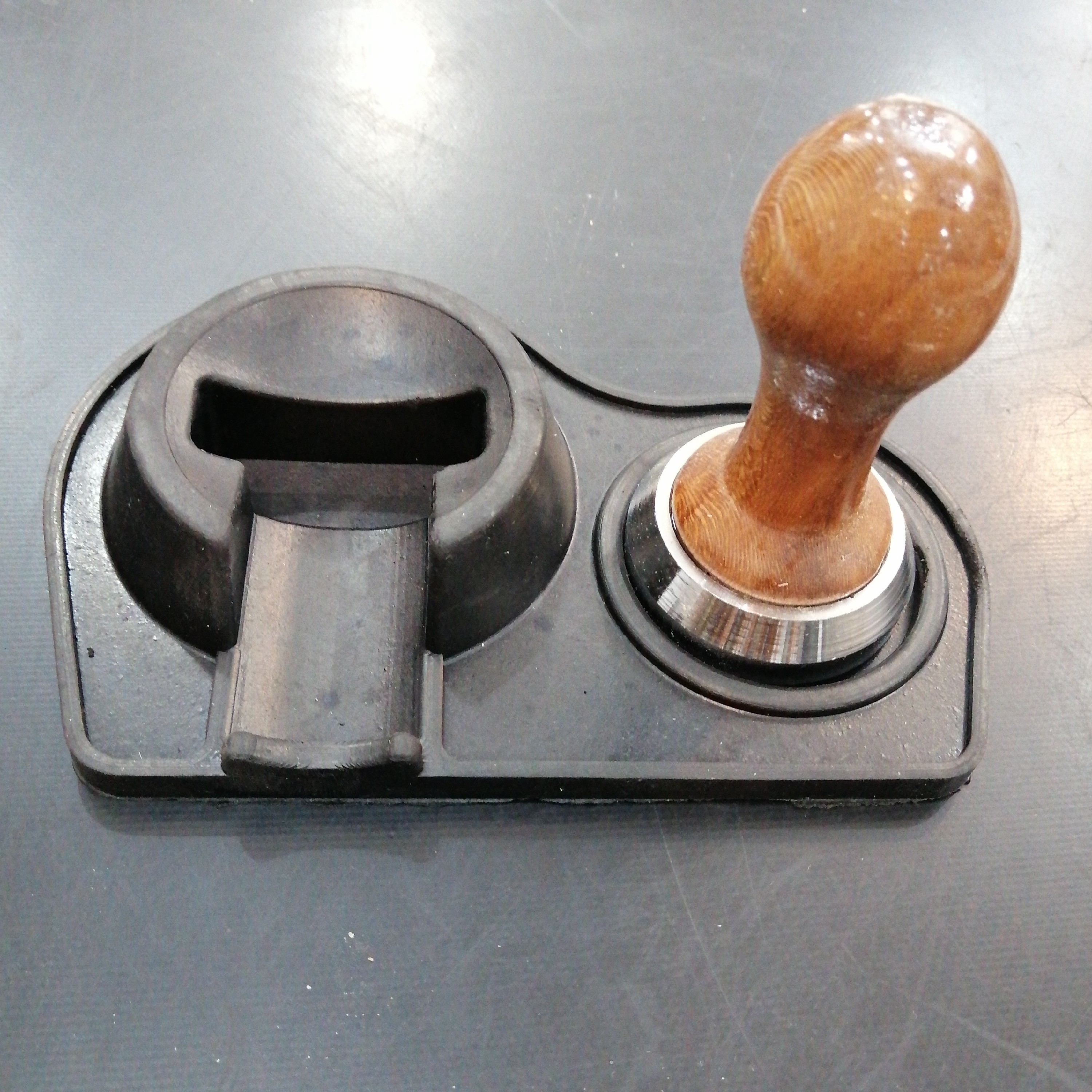 تمپر قهوه سایز 51 و تمپر مت سیلیکونی