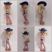عروسک فیگور باربی برتز Bratz آویز سرکلیدی جاسوئیچی جاکلیدی چسبونک دار تولید کننده MGA خارجی وارداتی دختر مو بلند کلاهدار