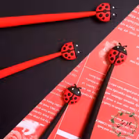 روان نویس ( خودکار فانتزی ) سیلیکونی کفشدوزکی برند kuki