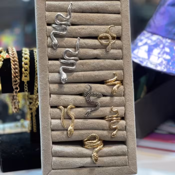 انگشتر مار جنس ورشو قابل سایز شدن خاص