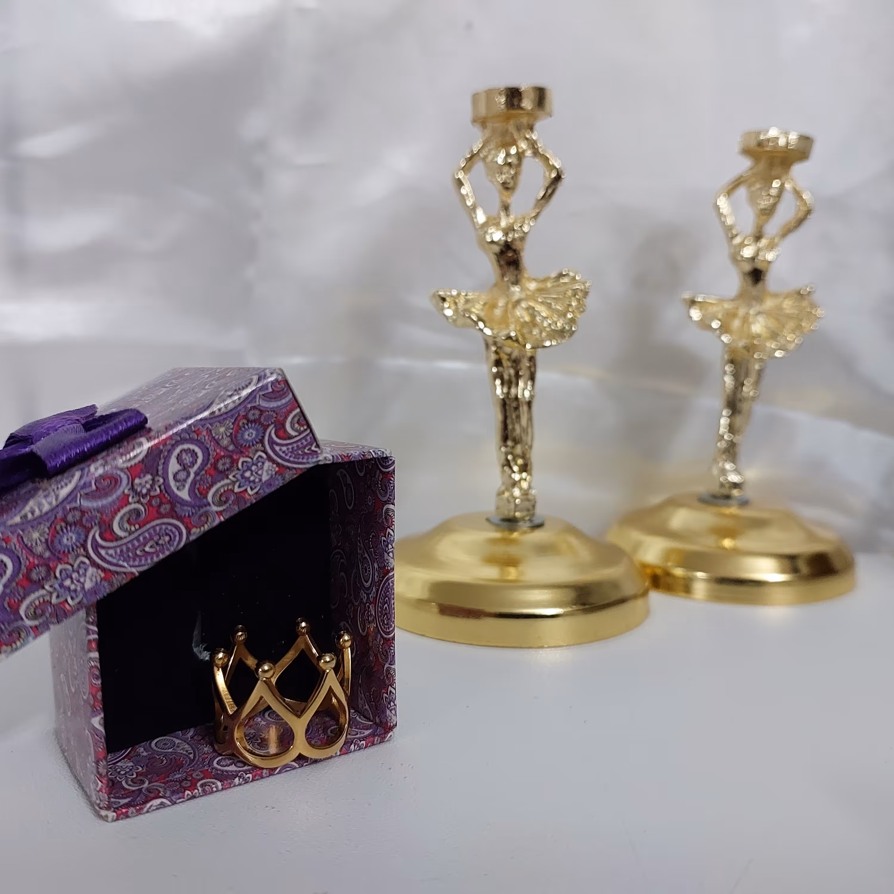 انگشتر تاج طلایی جنس تیتانیوم سایز3