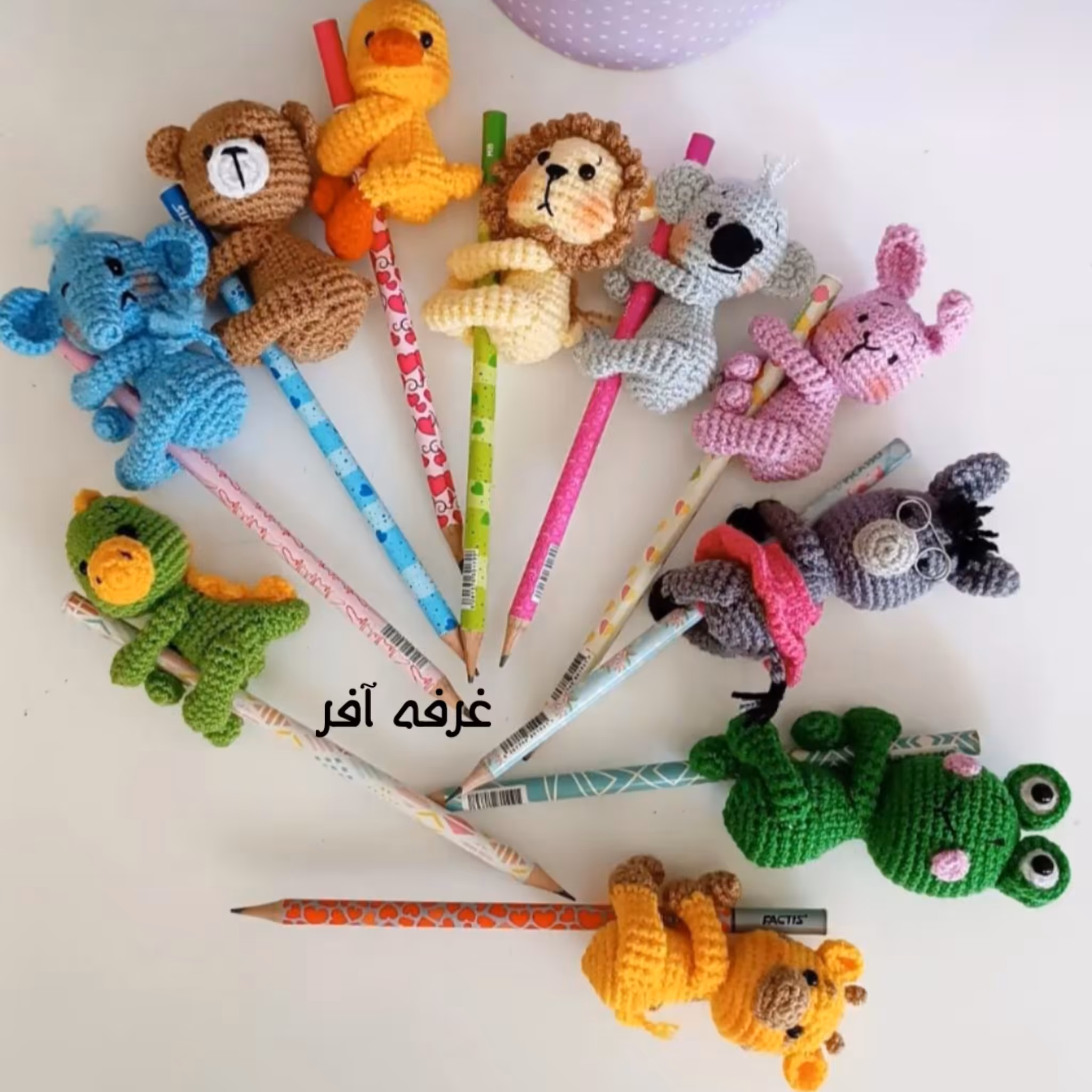 عروسک سرمدادی( بافت)