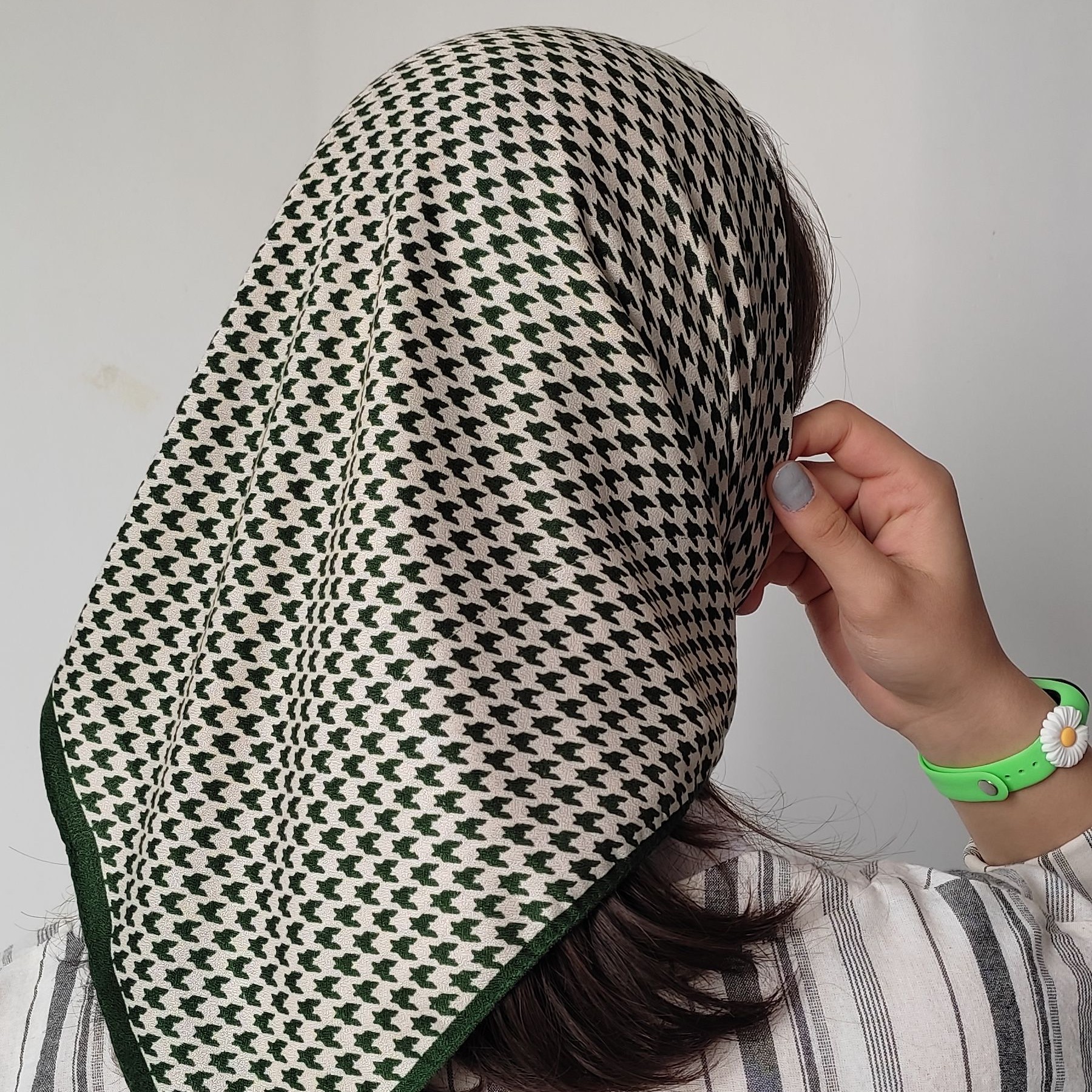 مینی اسکارف ( کالکشن کرم سبز)