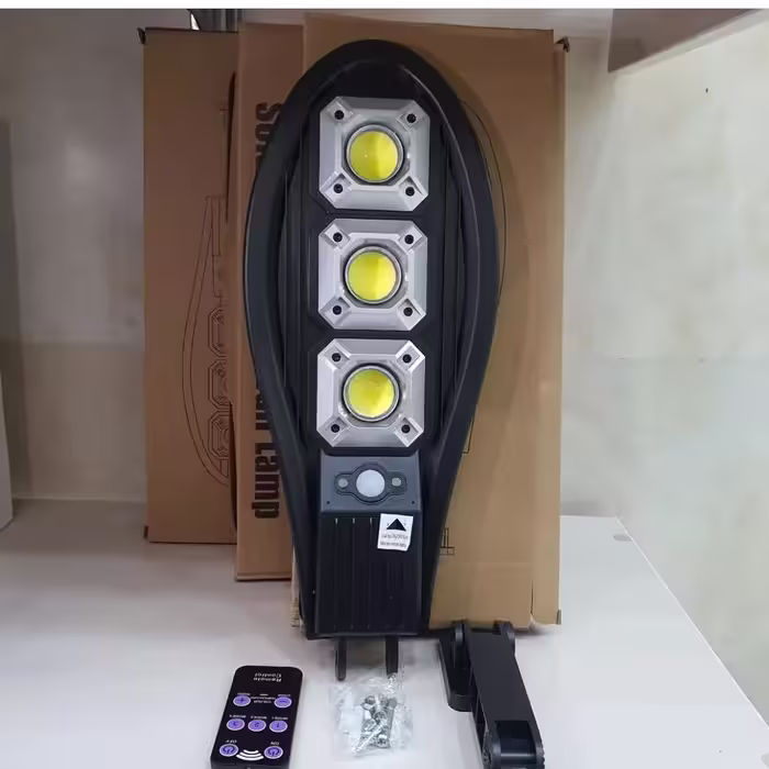 پرژکتور خورشیدی خیابانی مه صنعت 