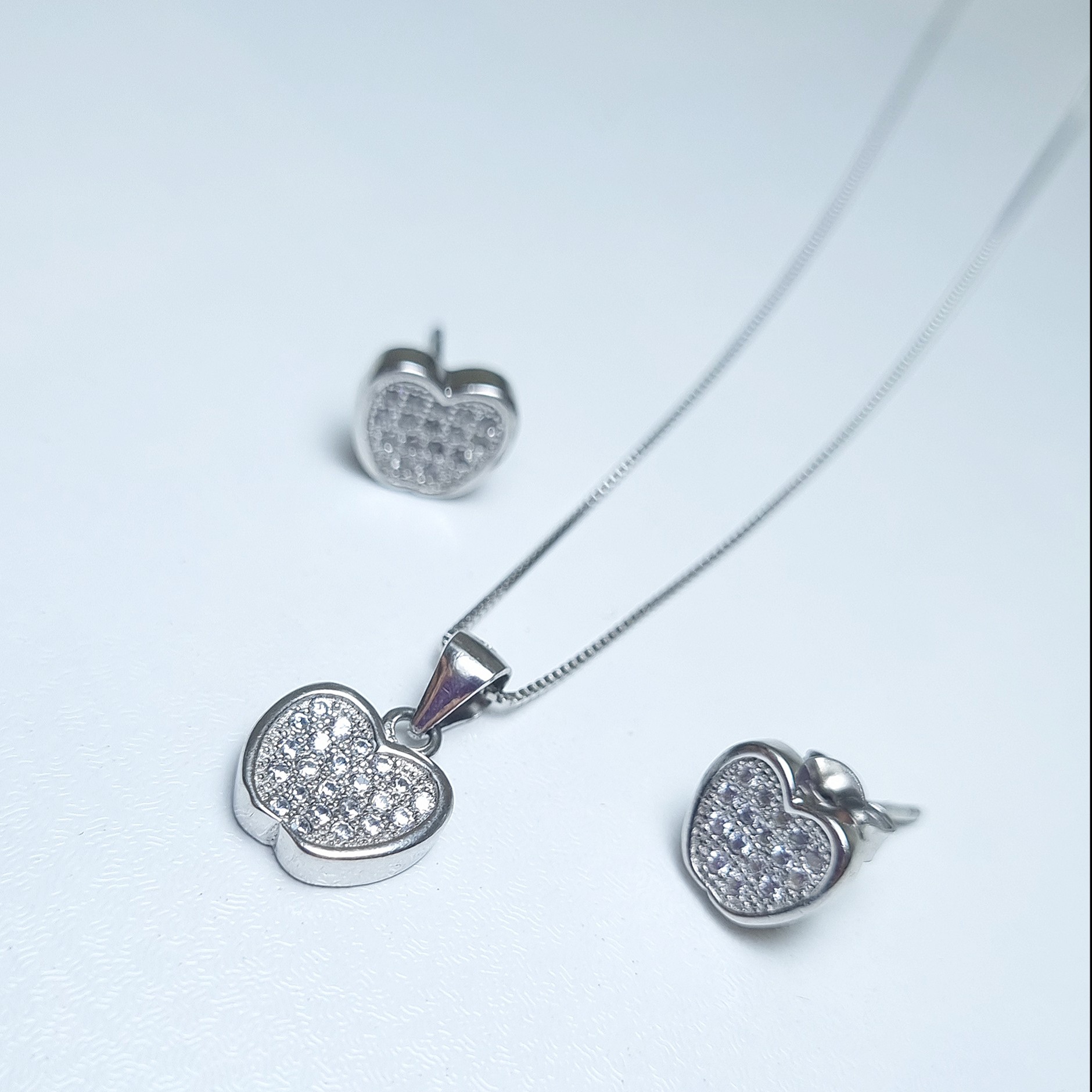 ست گوشواره و گردنبند نقره کد 3