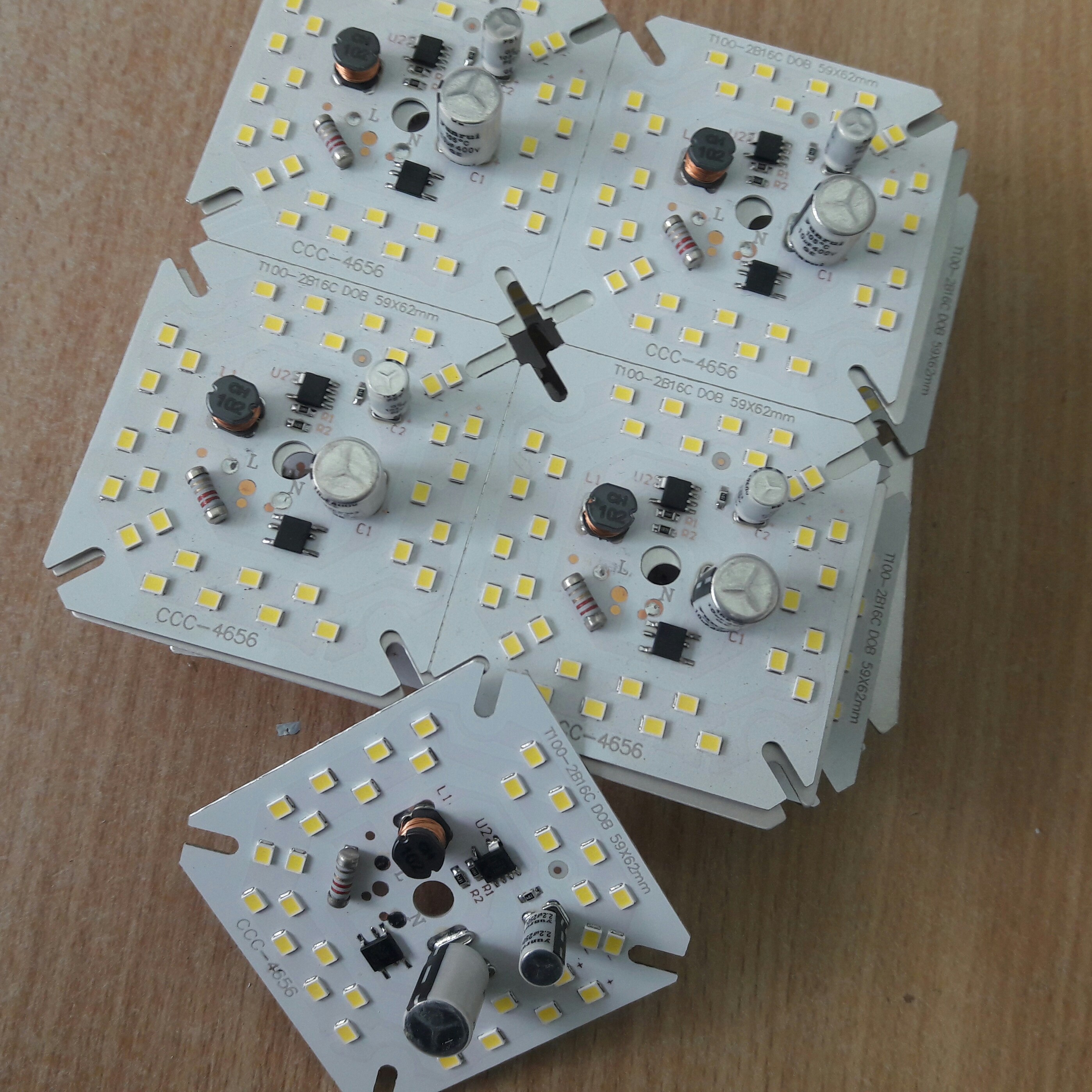 چیپ Dob 30w رنگ مهتابی 220v برق مستقیم