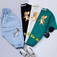 ست تیشرت و شلوارک اسپورت شیک و خوشگل مناسب حدود سنی 3 تا 10 سال قواره لانگ جنس تیشرت پنبه سوپر درجه یک تیپ لاکرا