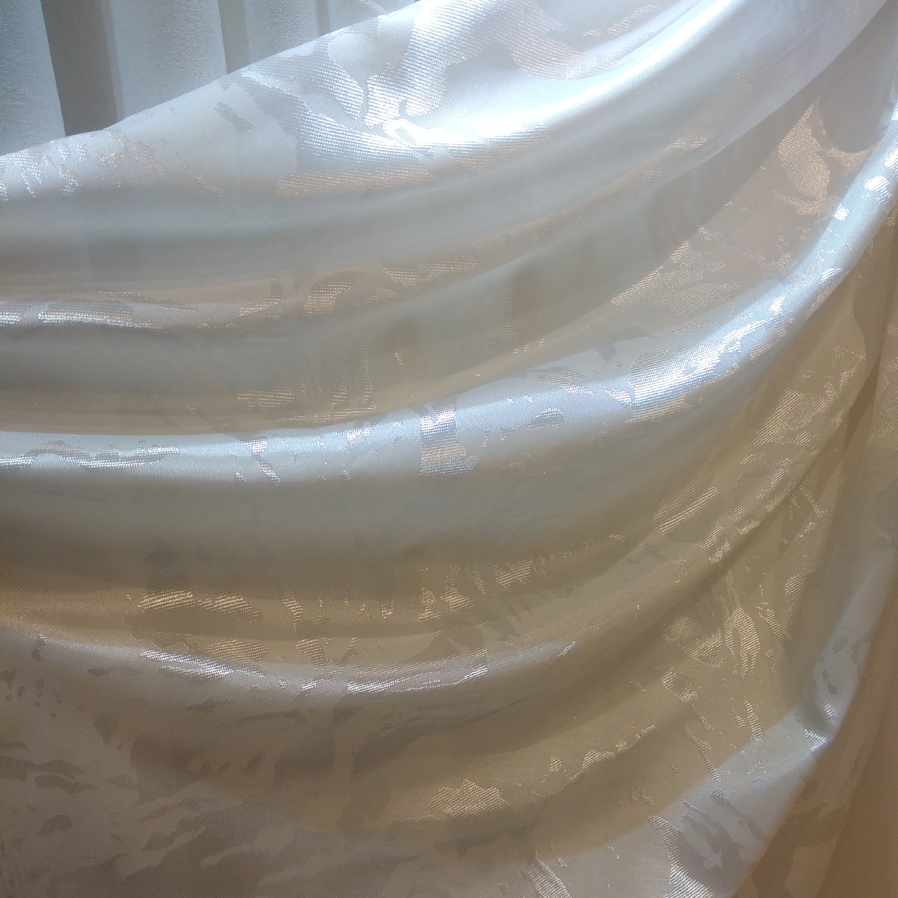 پرده کرپ محو بدون نیاز به آستری