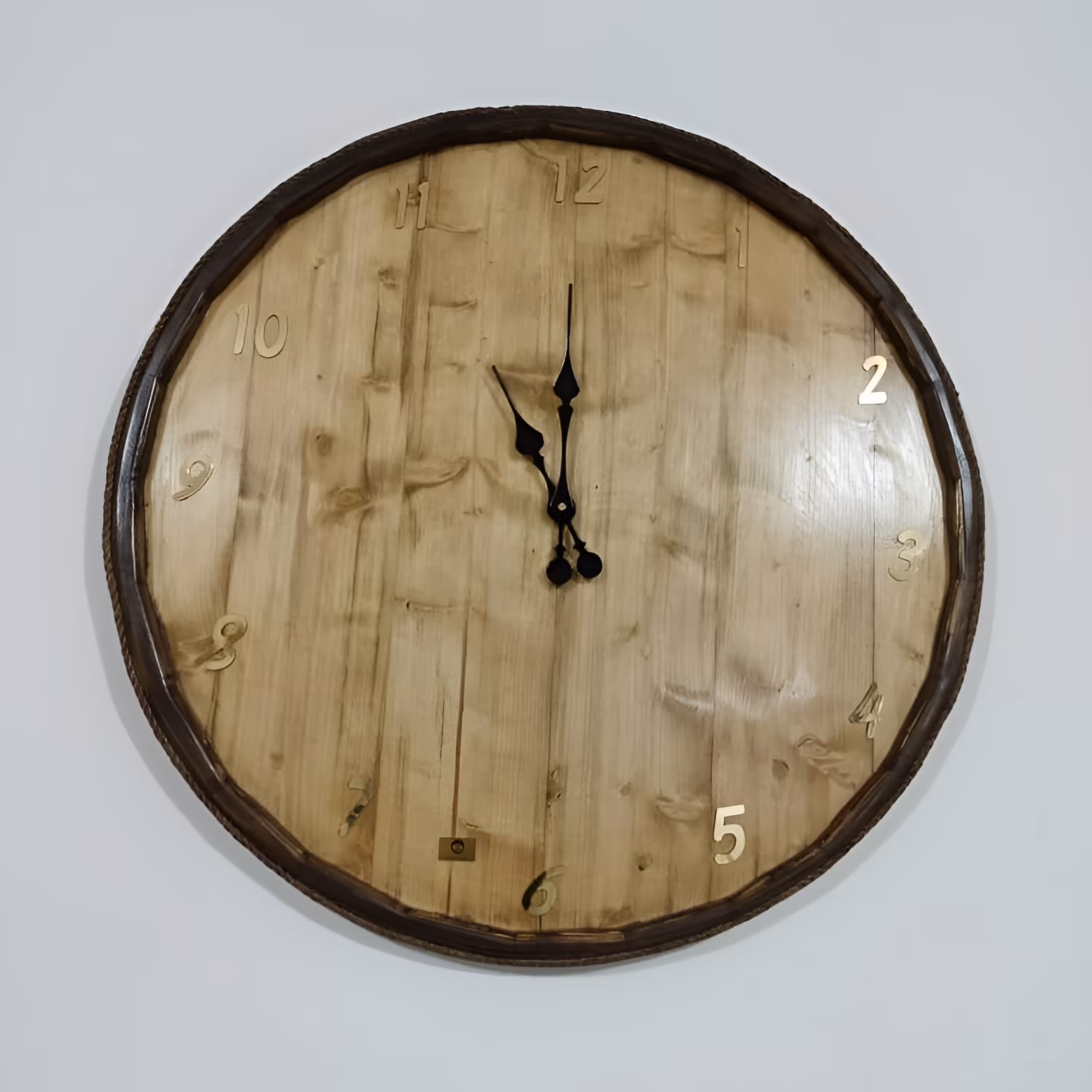 ساعت دیواری چوبی از قطر 50 به بالا 