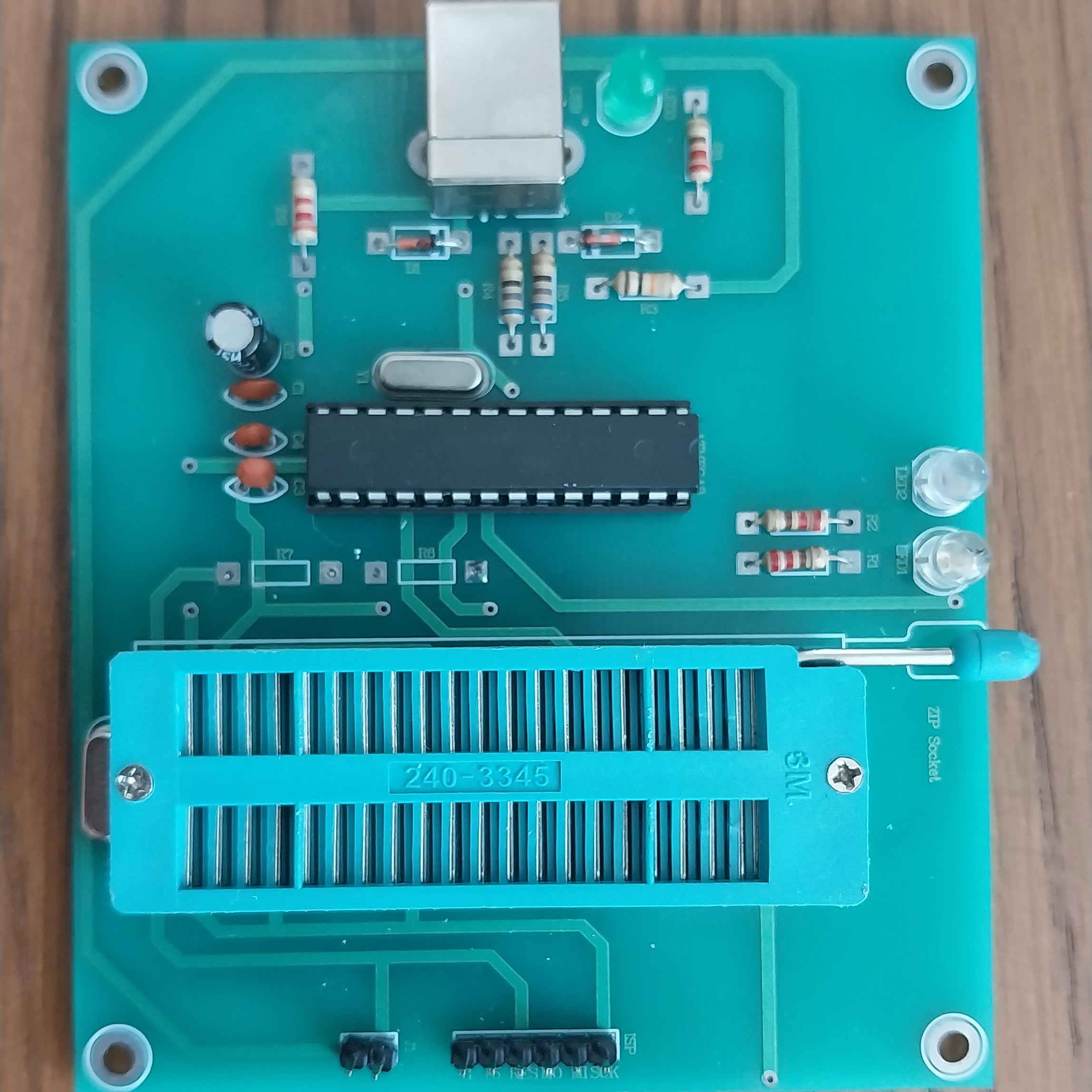 پروگرامر میکروکنترلر AVR
