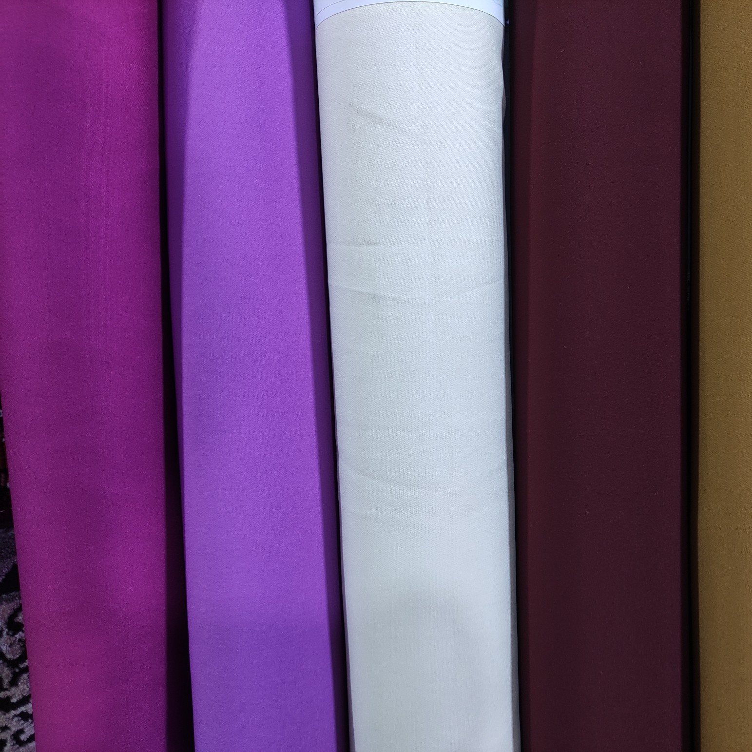 پارچه ی کرپ مازراتی گرم بالای درجه 1