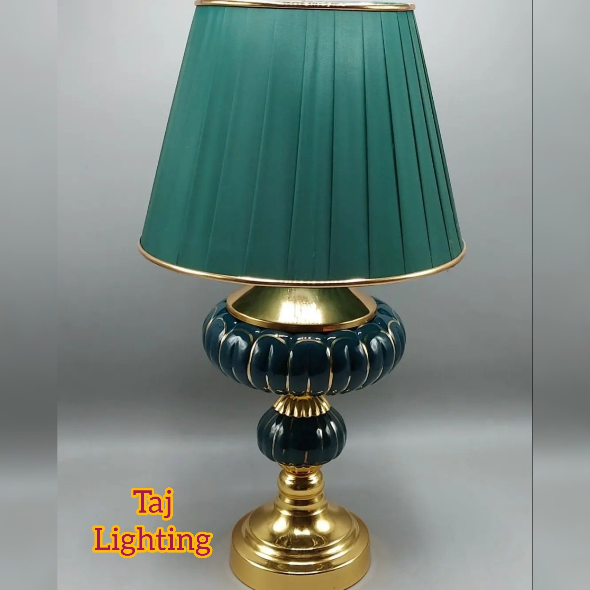 آباژور  رومیزی مدل سِتین (پس کرایه)