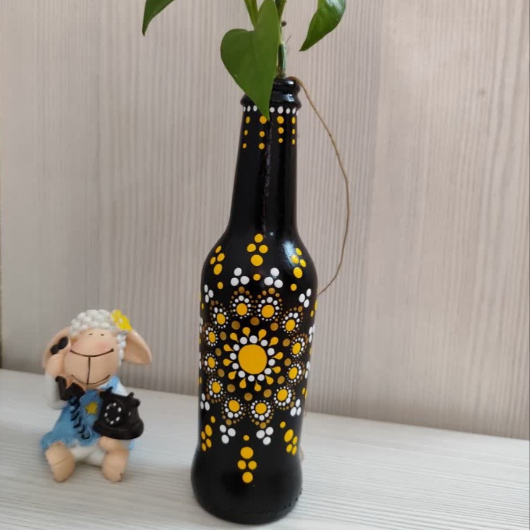گلدان شیشه ای دکوری نقطه کوبی کد 813