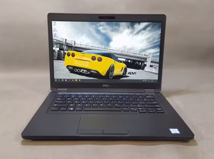 لپ تاپ دل Dell Latitude E5490 Core i7 8650u گرافیک GDDR5 2GB