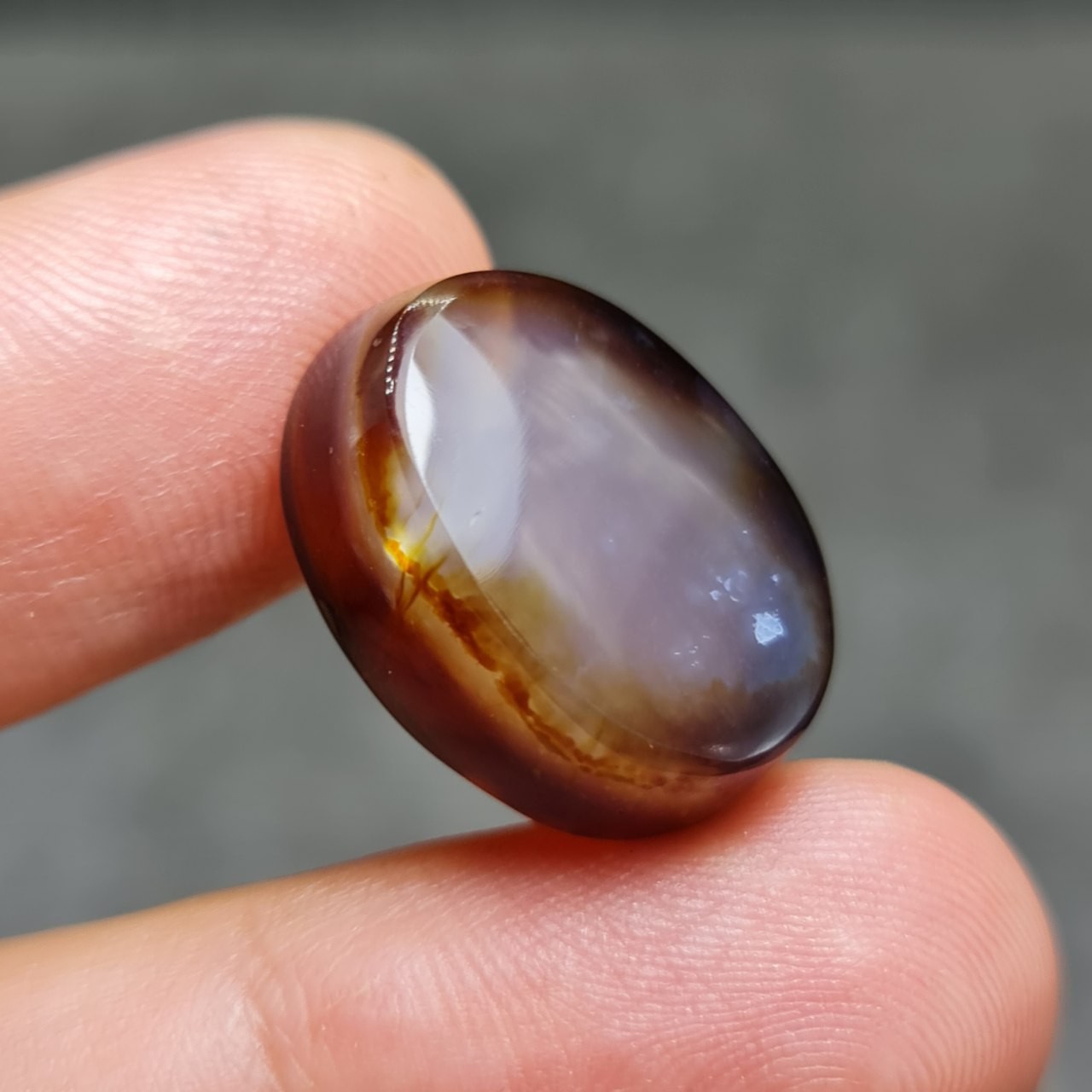  نگین سنگ فوق العاده زیبای عقیق خاص معدنی اصل خراسانی 
کد  27835