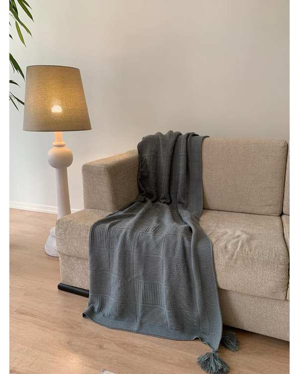 شال مبل طوسی تیره کرک Kork مدل شطرنجی سایز 140×180 سانتی متر