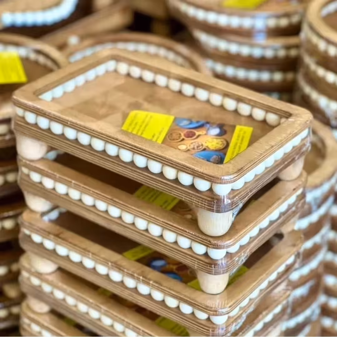 رایزر   پایه دار   چوبی   مستطیل 