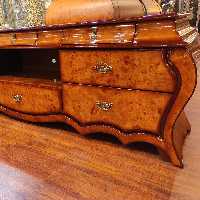 میز تلویزیون معرق نازل ترک دو متری ویژه تلویزیون های هشتاد اینچ