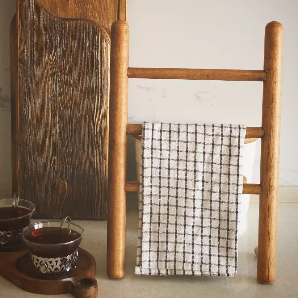 نردبان تزیینی آشپزخانه