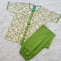 بلوز و شلوار گلدار(کد 119) آستین کوتاه شلوار ساده دورنگ  رنگ مغز پسته ای سایز یک و دو  