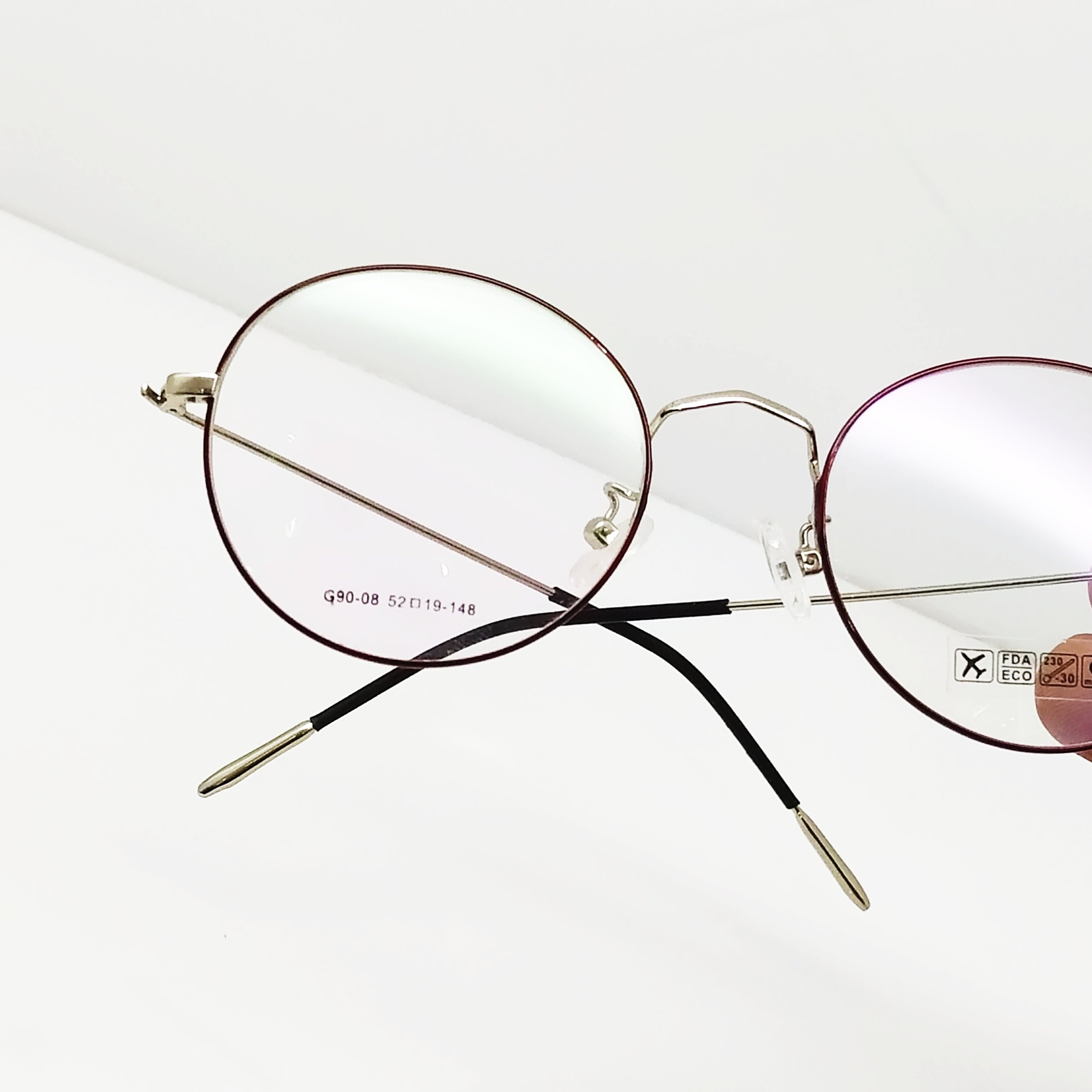 عینک طبی مدل گرد جنسیت فریم تمام قاب فلزی دسته فلزی با قابلیت ساخت انواع عدسی طبی و همچنین قابل استفاده جهت زیبایی