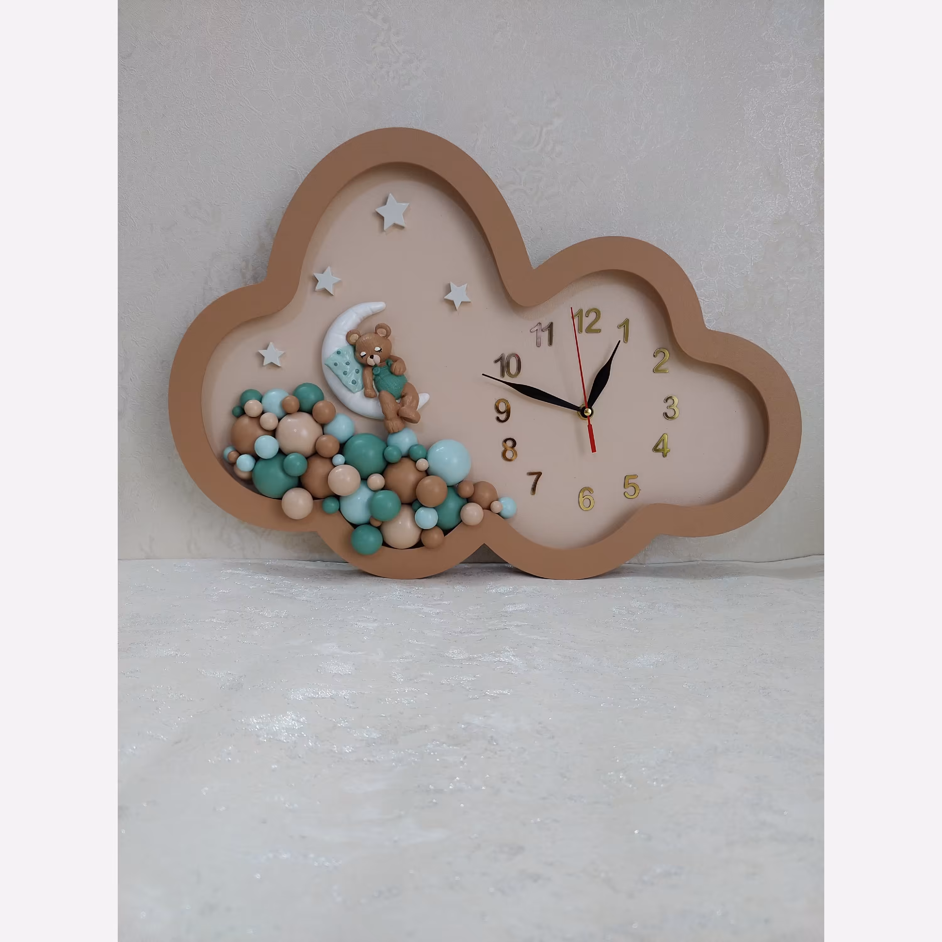 ساعت دیواری اتاق کودک طرح ابر