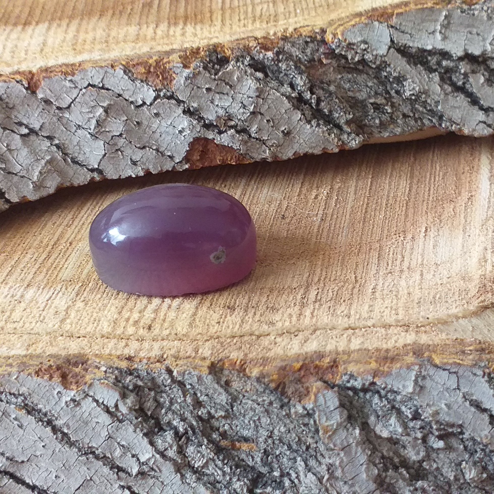 نگین عقیق سوسنی طبیعی سایز درشت