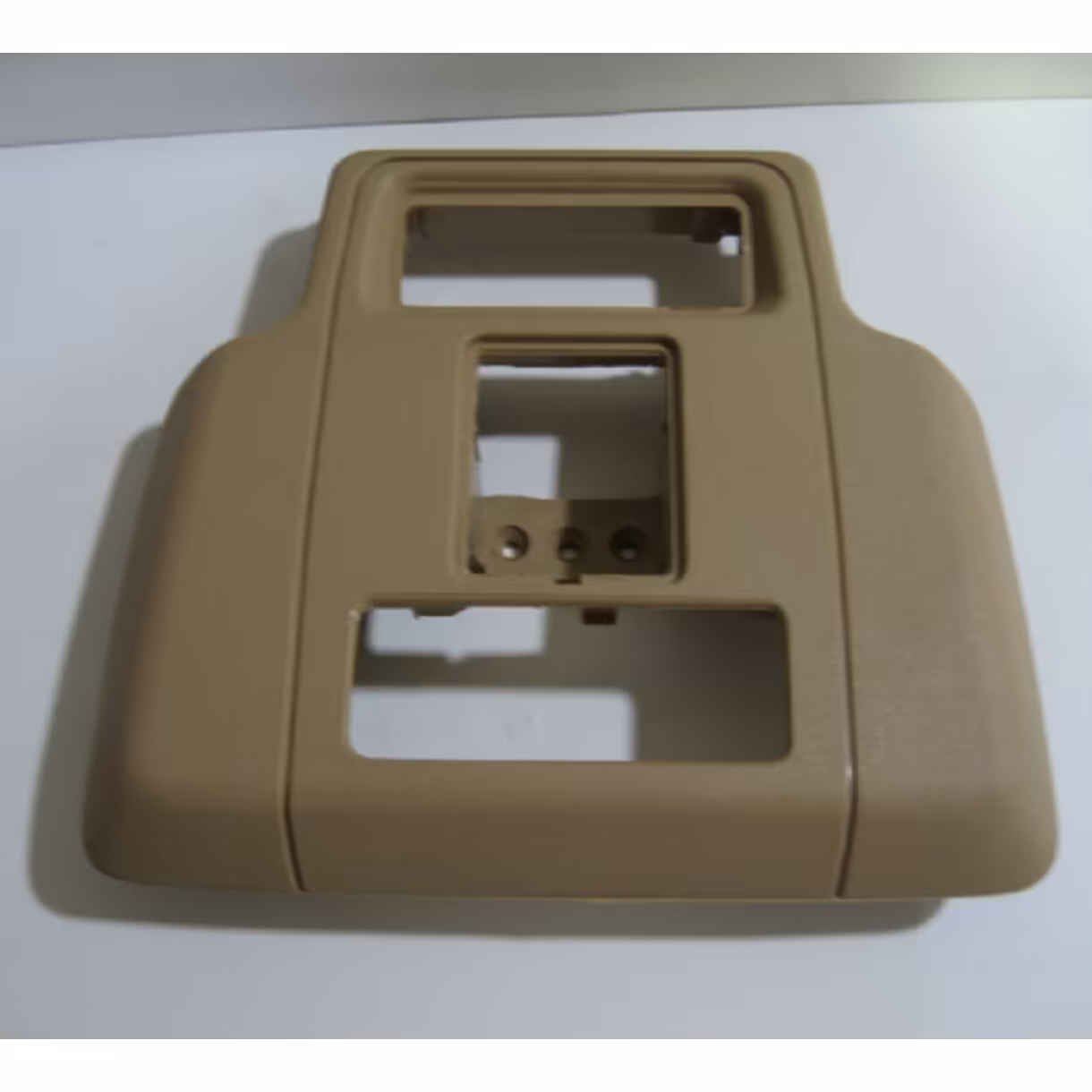 قاب چراغ سقفی جلو پژو 405  کیفیت ساخت بالا- رنگ کرم