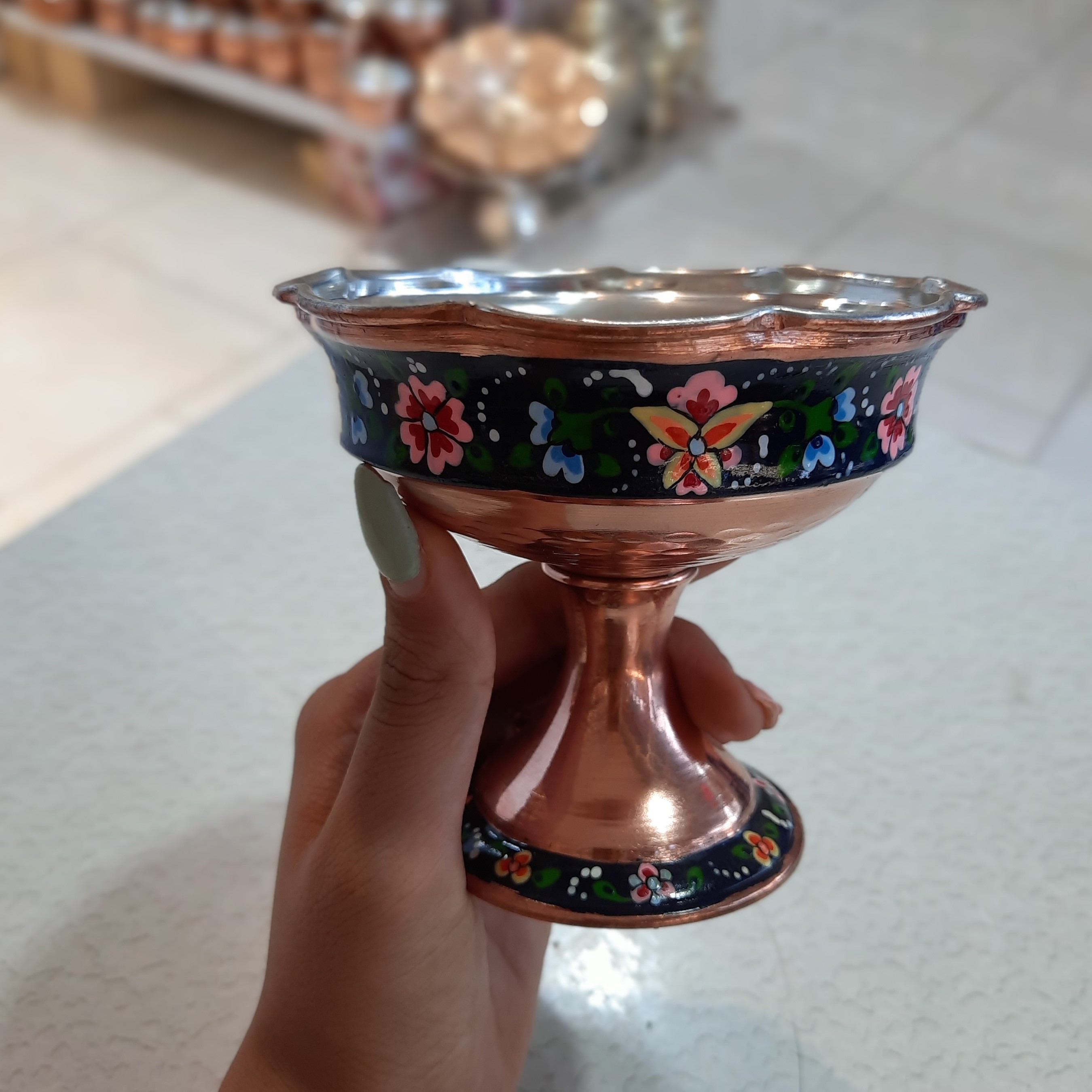 بستنی خوری مینا کاری پایه دار  وزن خالص  125 گرم  طول 10 سانت  