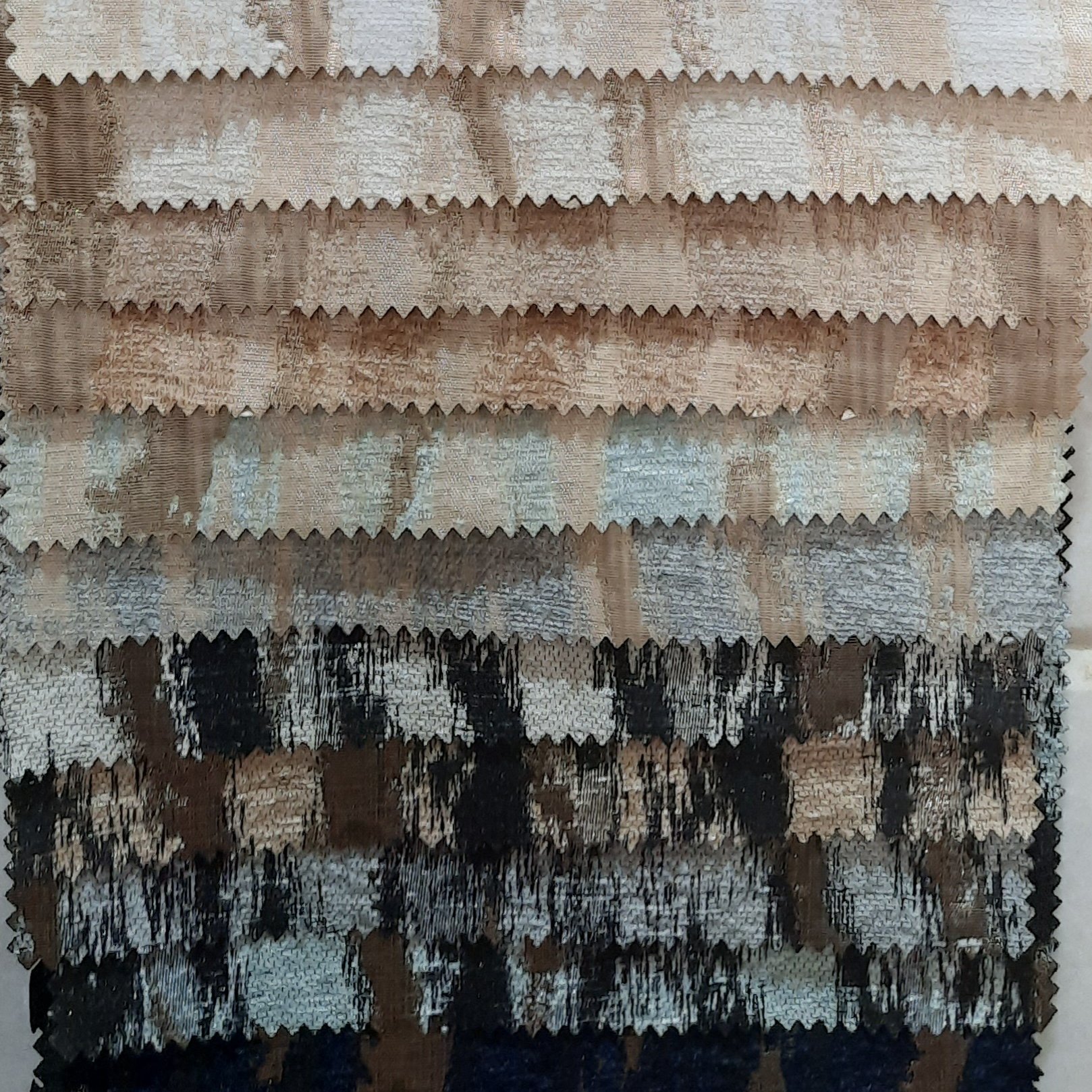 پارچه‌ی پرده ای  طرح دنیز