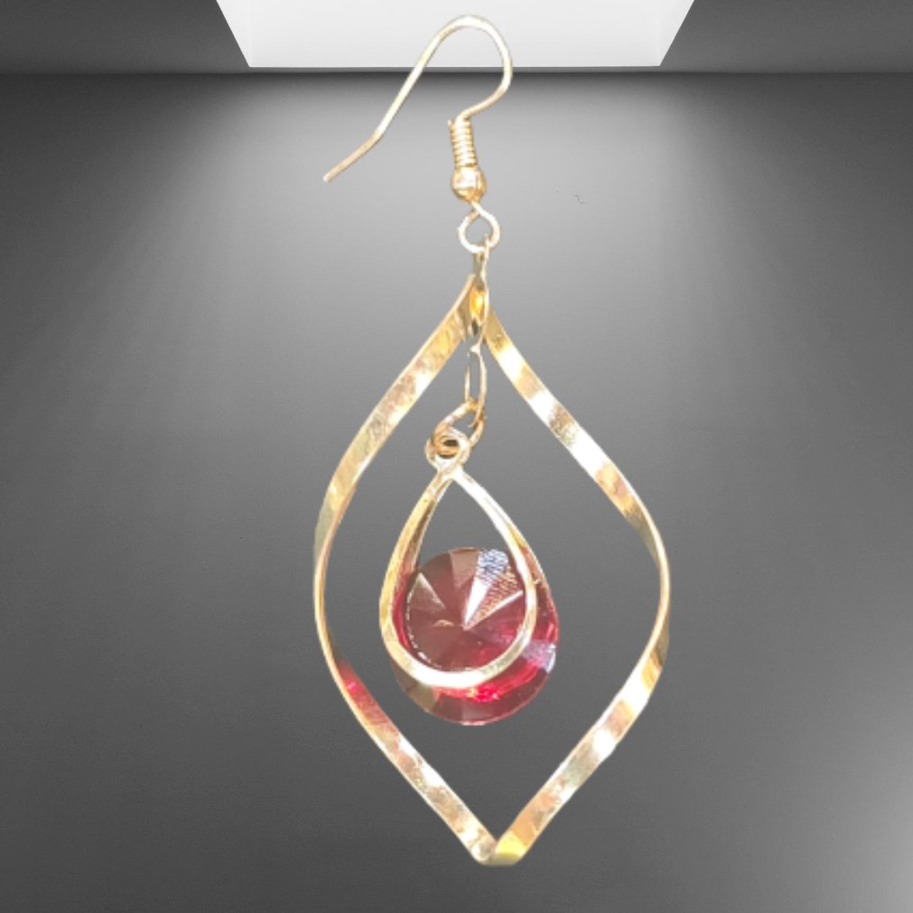 گوشواره آویز طلایی نگین قرمز