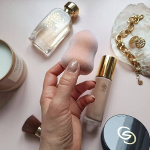 بیوتی بلندر( اسفنج آرایشی)