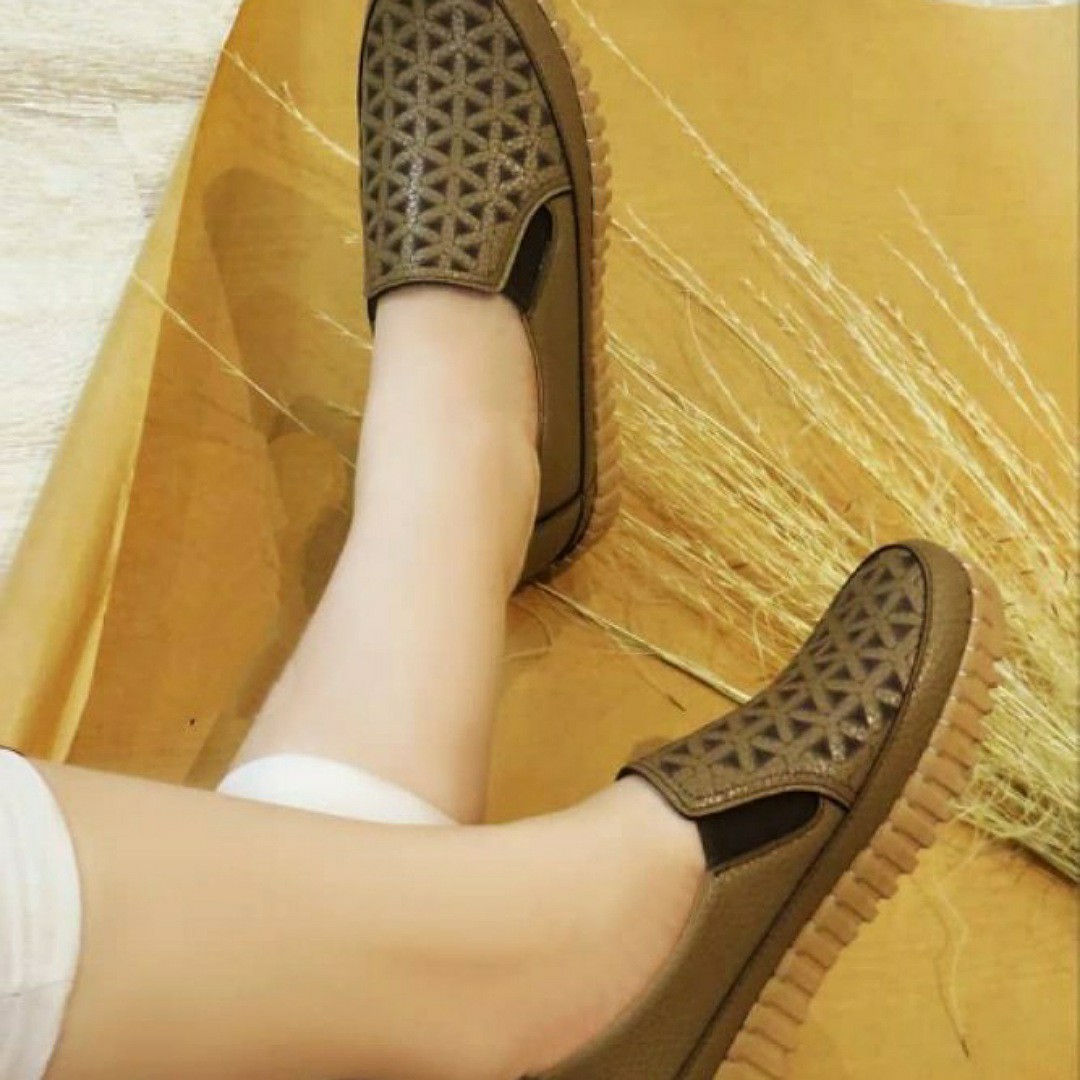 کفش طبی مدل سوسن