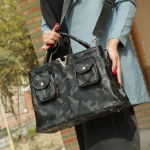 کیف دوشی زنانه